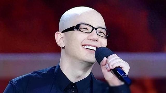 平安|他因《好声音》一举成名，巅峰时曾5登春晚，为何突然隐退歌坛？