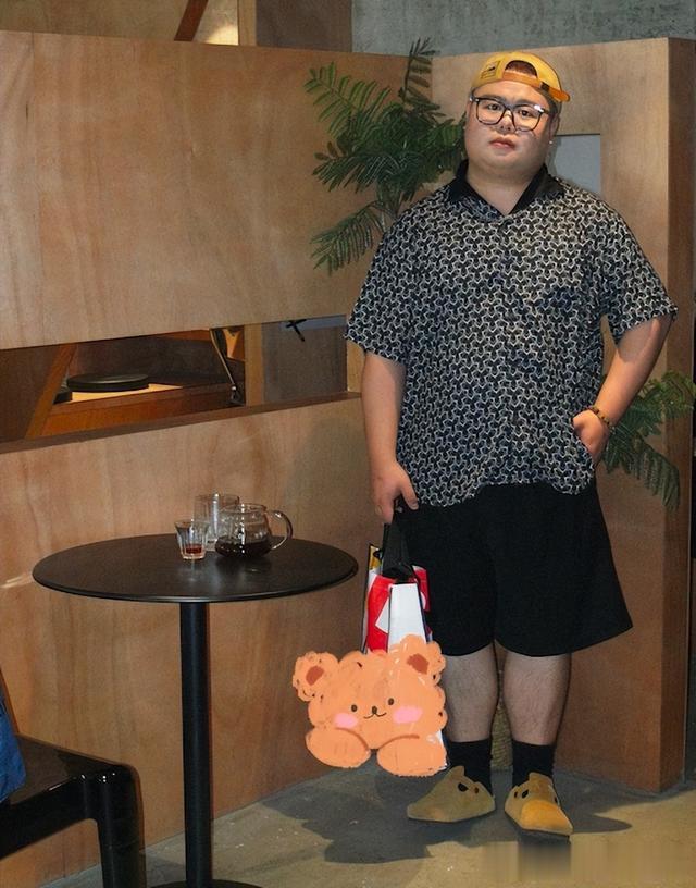 为什么劝中年胖男人:穿得简约、色彩清新、发型干净?看完就懂!