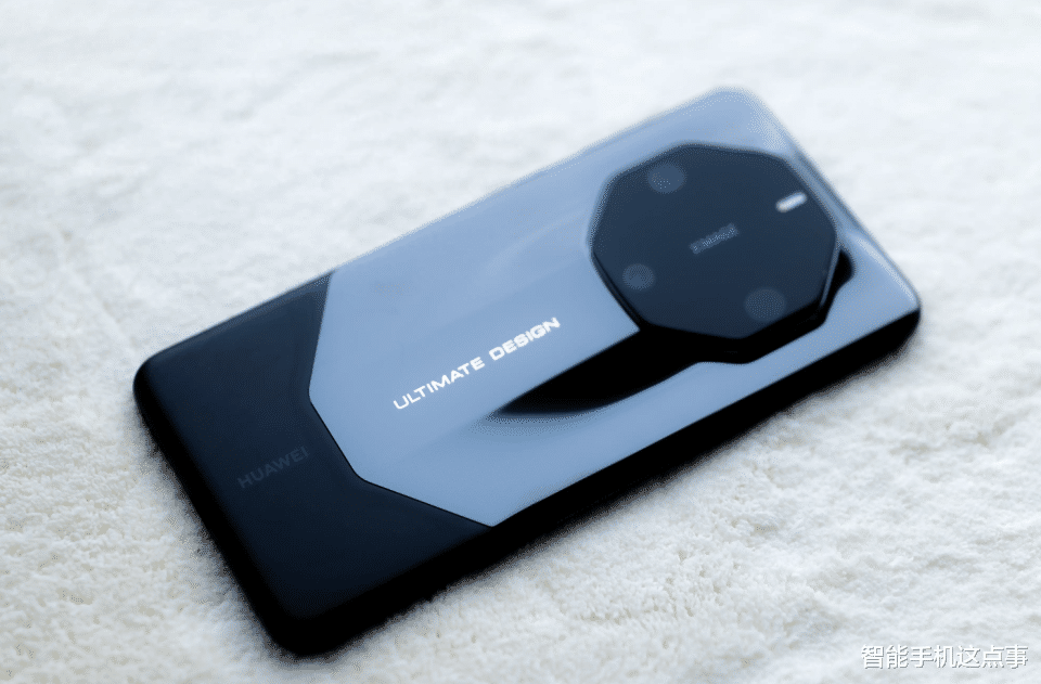 华为Mate70系列开始接受预订?和iPhone16系列相比,谁更值得选?