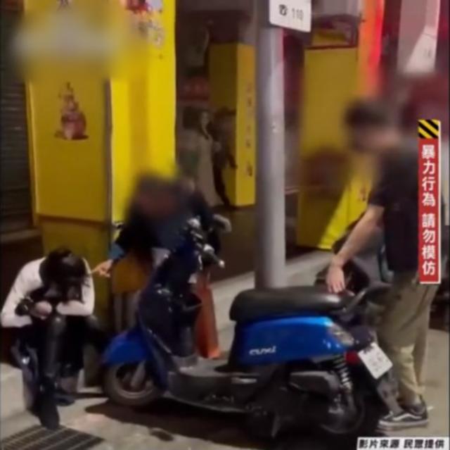 《唐伯虎点秋香》53岁冬香曝近况，晒近照秀好身材，状态不输巩俐