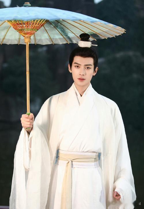 陈鹤一资本?代露娃女二?宋仲基宋慧乔?李现田曦薇?