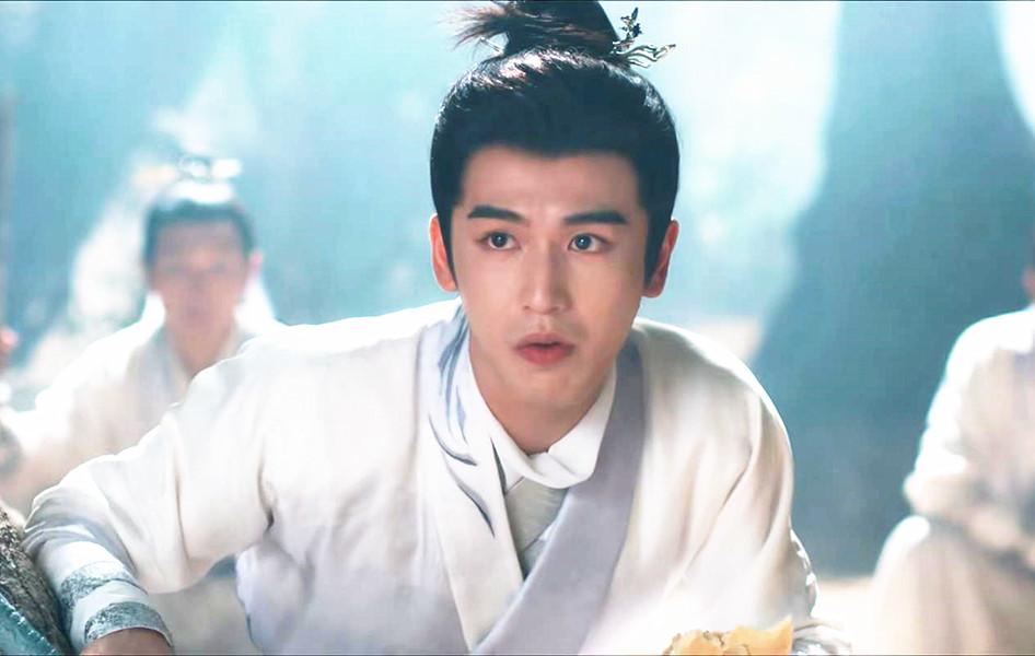 一年播七部剧毫无水花,果真成了下一个“润玉”