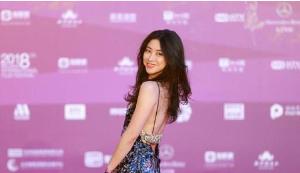 别把“卖肉”当成性感！这5位女星告诉你：什么是真正的媚骨天成