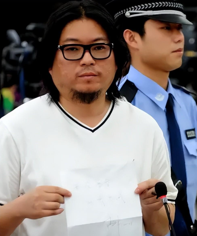 “抛弃女友、捧日亲美、卖国求荣”的高晓松，终还是付出了代价