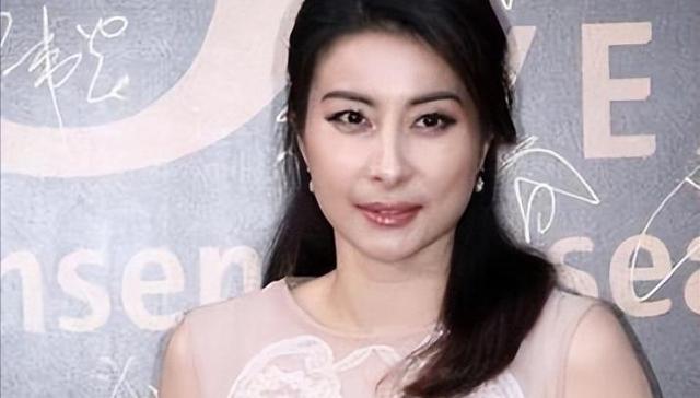 霍启刚父亲谈儿媳郭晶晶:温柔是给外人看的,在家一点面子不给我