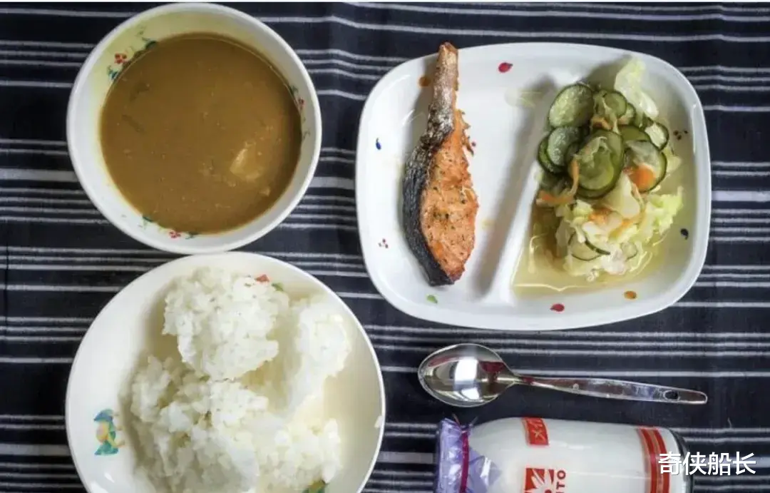 为什么日本人全世界最瘦?去了日本后,被他们的真实饭量惊呆了!