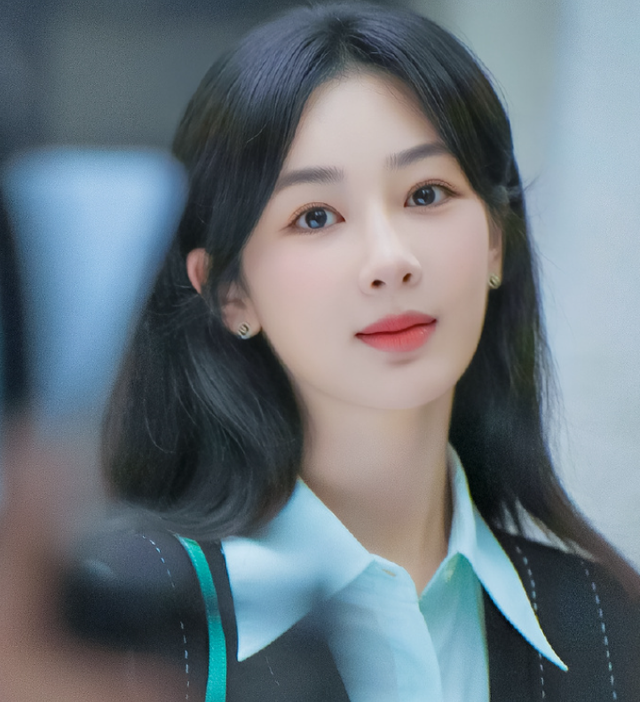 同是“舒女郎”,将刘亦菲、刘诗诗和张曼玉放一起,区别就出来了