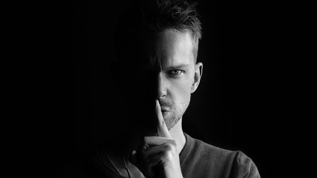 这7种话，你要是敢向领导汇报，你就会永远躺在领导提拔的黑名单