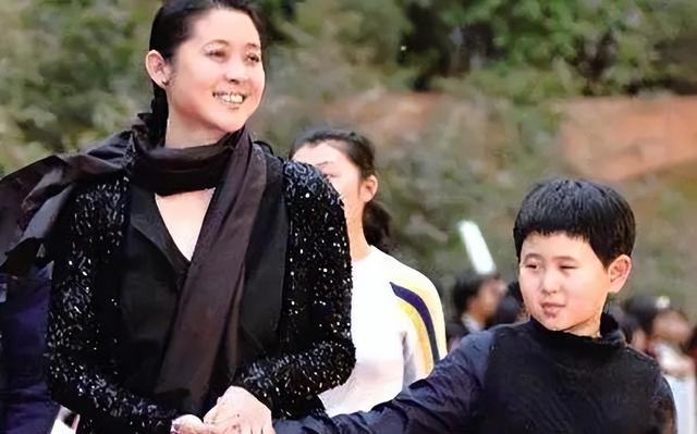 王文澜宣称:我未曾遗弃身患疾病的儿子,前妻倪萍始终是我的挚爱