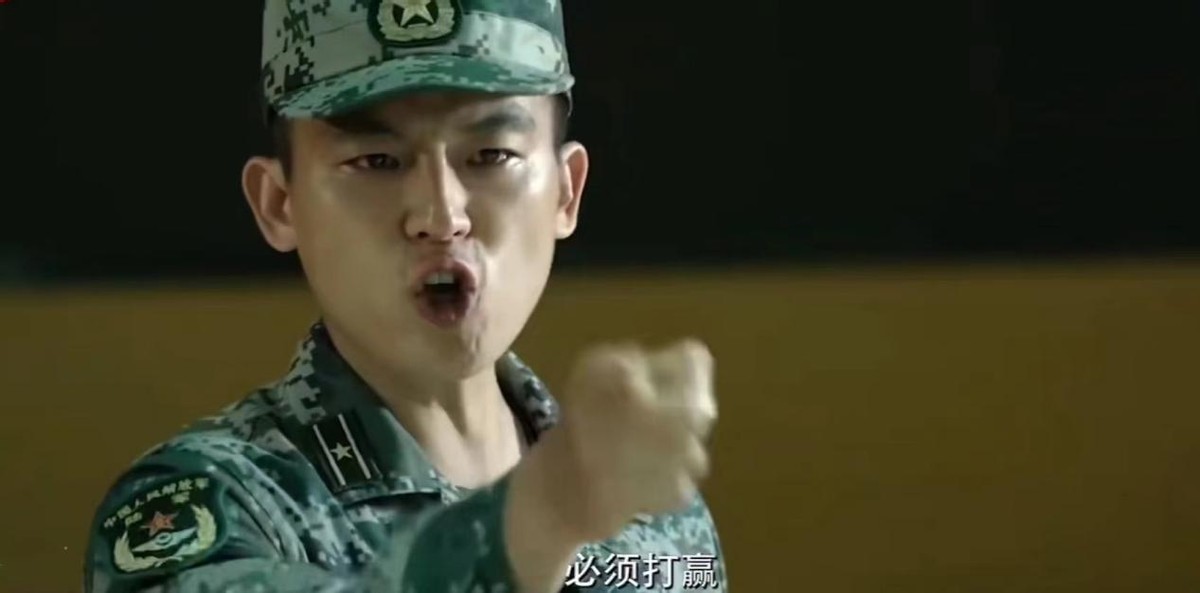 从头到脚皆可替?65岁六小龄童这个镜头,给多少流量明星一记耳光