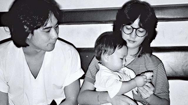 双双离世!著名演员徐少强病逝后,其妻在葬礼上也因伤心过度离世