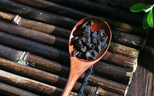 它是“仙人余粮”，上养肺，中养脾，下养肾，还补五劳七伤！