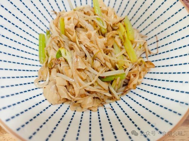 秋天，鸡鸭肉靠边站吃它！随手炒，鲜香入味有嚼劲，比吃肉还香！