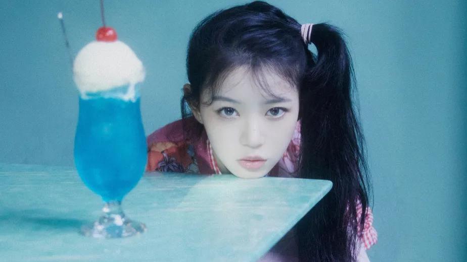 韩娱恋童风波升级！女团MV被扒大量擦边元素，评论区沦陷要求下架