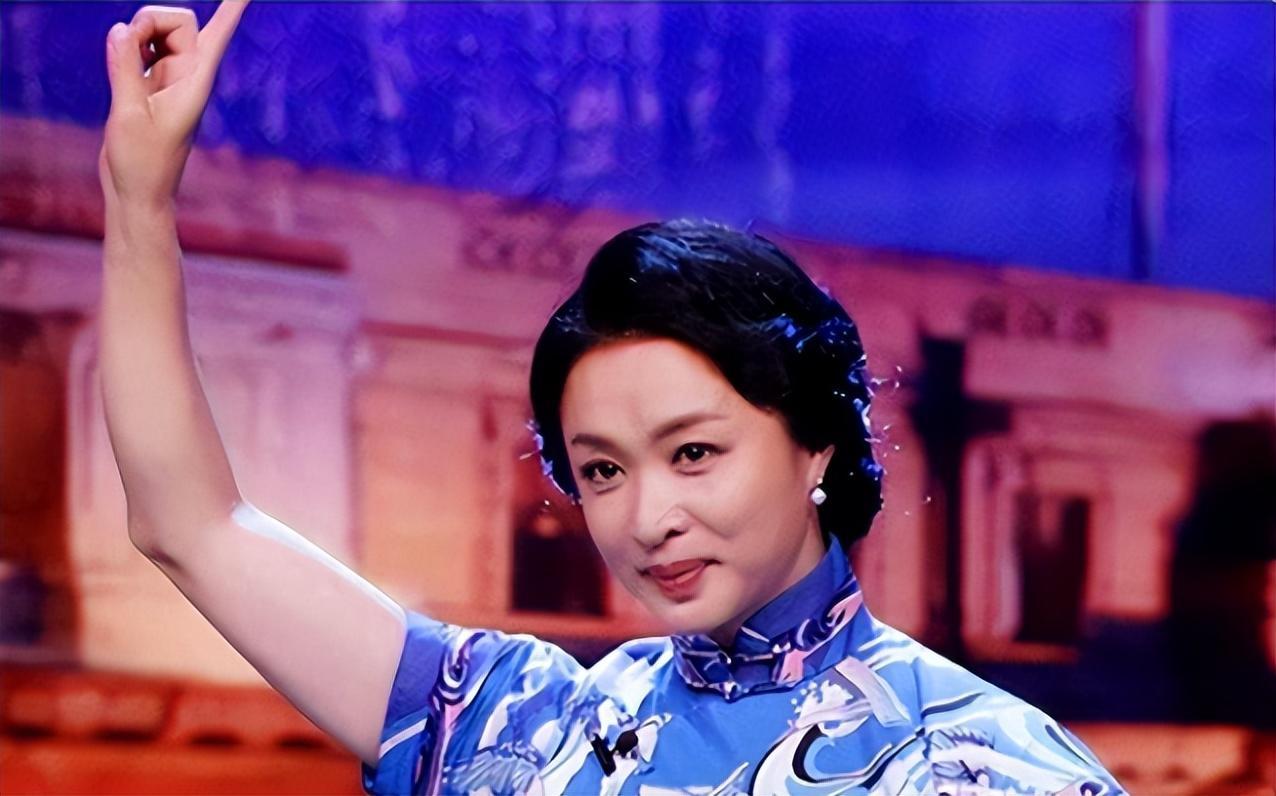 55岁金星:做女人“后遗症”日渐严重,令老公汉斯有苦讲不出