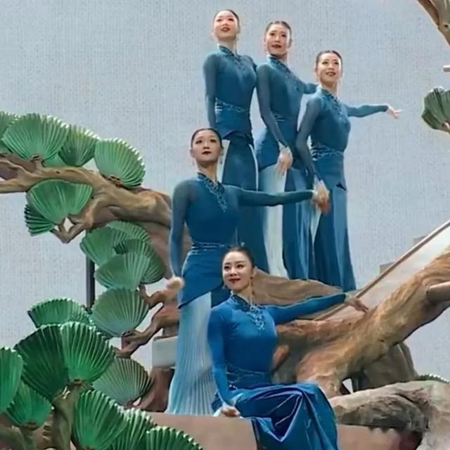 春晚:岳云鹏下次不要再上春晚了