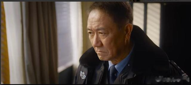 刚播2集，就拿下“收视率之王”！终于有部能让我熬夜追的悬疑剧