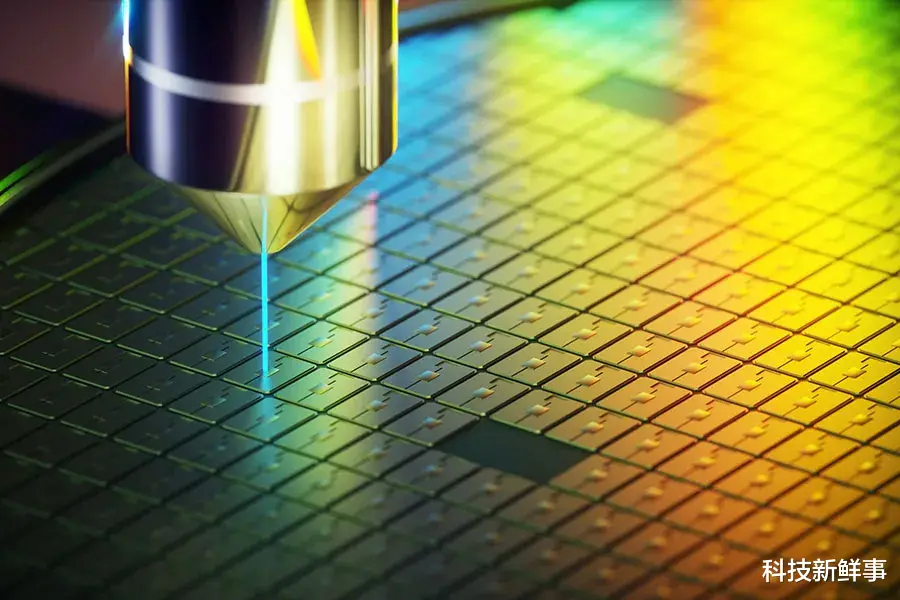 余承东另有重任!转战光刻机?台积电与ASML开始恐惧