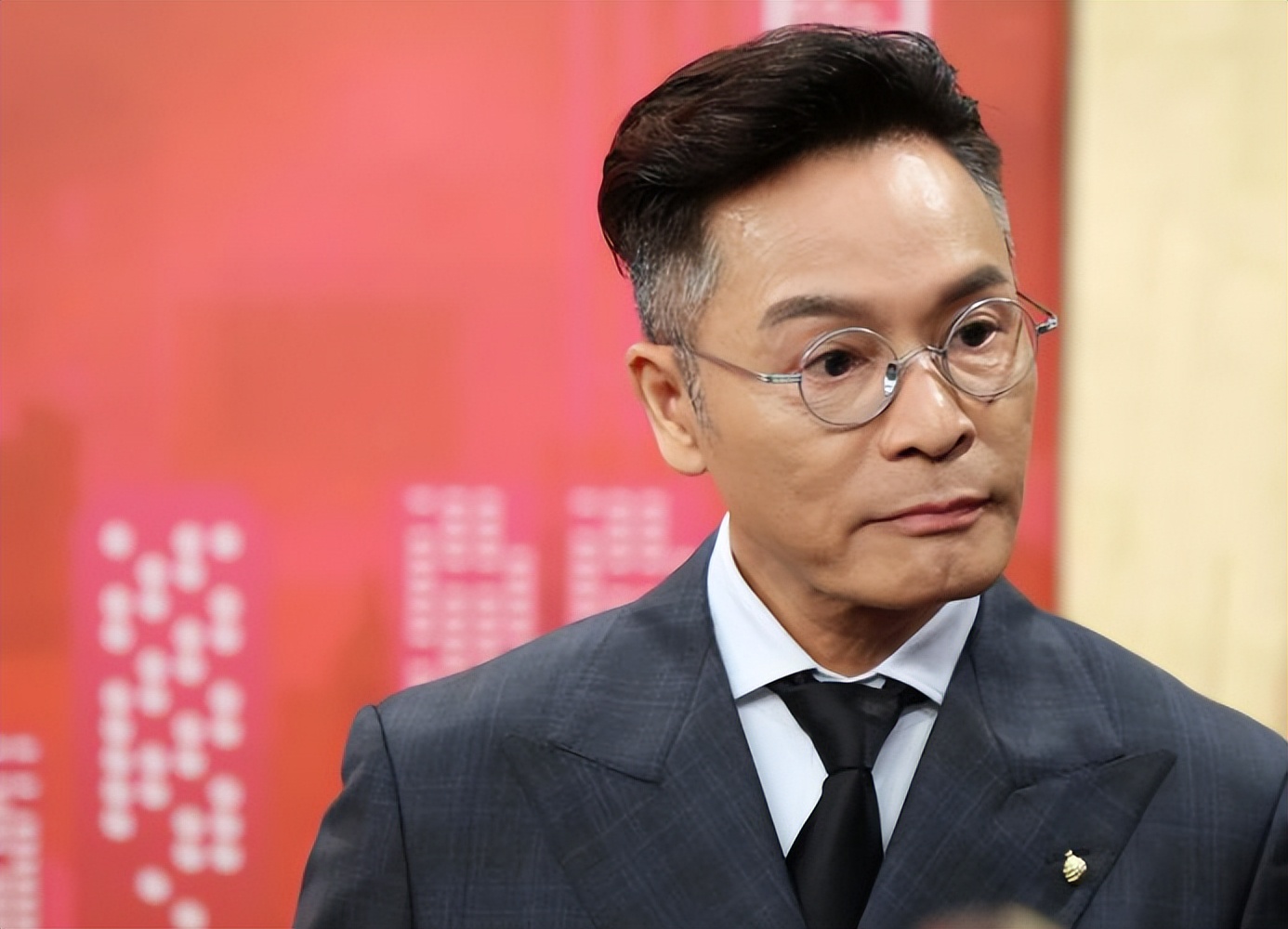 郭晋安突然官宣离婚:爱情的消逝与坚守的挣扎