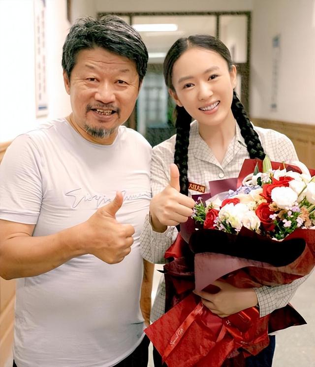 演员童谣：我这辈子最正确的决定，就是嫁给了“资本大鳄”王冉！