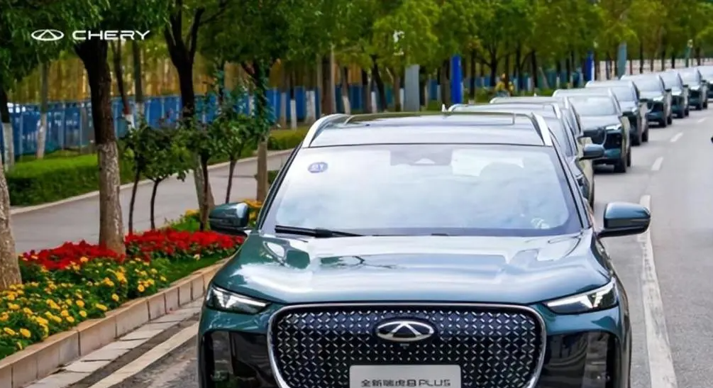 全新瑞虎8 PLUS：年轻人的躺平之选