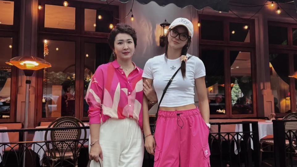 吴艳妮男友被爆料！吴母却否认，疑似不满意，怕影响其商业价值