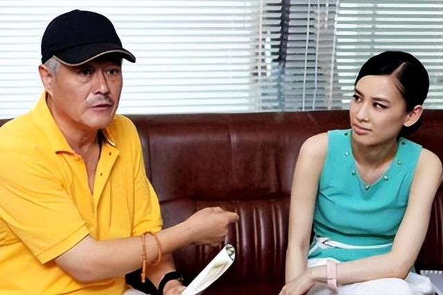 藏了八年才公开身份,一年两亿零花钱,她的故事远比你想得更精彩