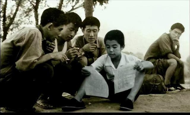 31岁的嘎子和28岁的英子重逢，一个身材健硕有型，一个女大十八变