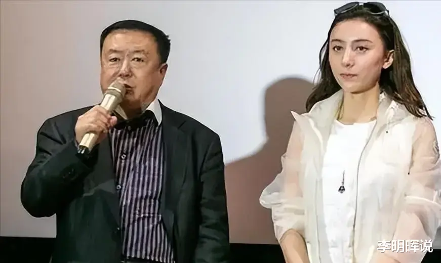 她出道即巅峰,做小三挤走导演原配,上位后没坐稳,67岁仍单身