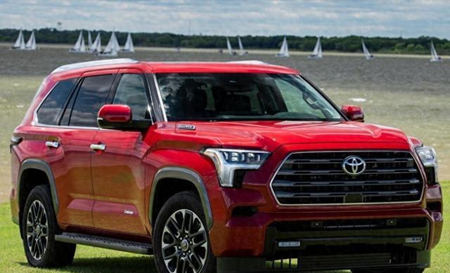 卷疯了，丰田引入“最强SUV”，全球首秀！丰田巅峰设计！