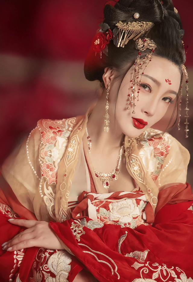 王李丹鈮新年写真