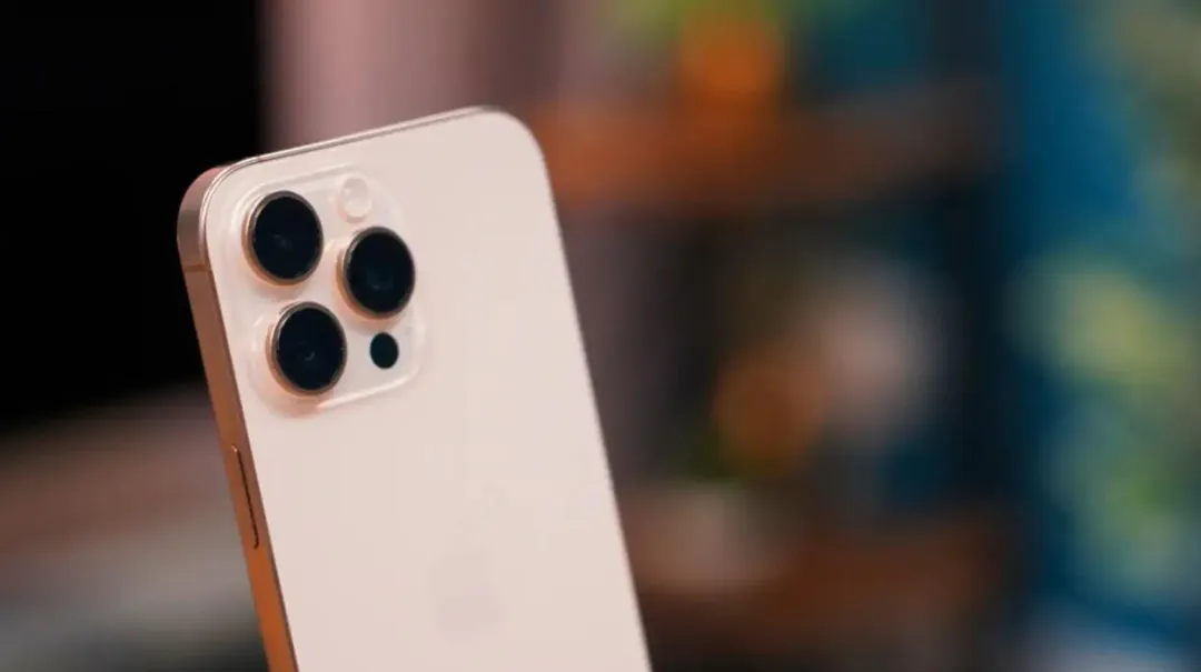 iPhone16ProMax开箱体验：瞬间不香了！