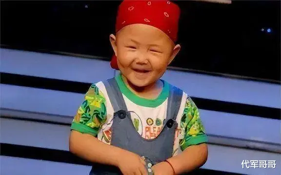 |童星张峻豪:3岁出名,5岁上春晚,如今13岁已成为父母的骄傲