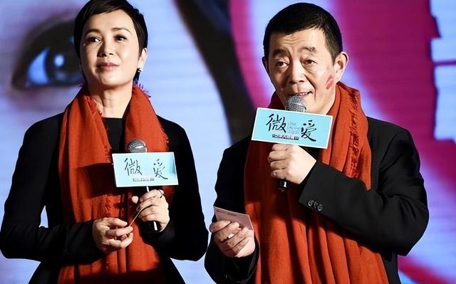 蒋雯丽好算计！隐忍丈夫偷吃20年，自己却在外面包养两名大学生