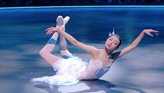 刘岩|爱上春晚名导挤走原配刘岩后，刚上位便遭遇横祸，是意外还是报应