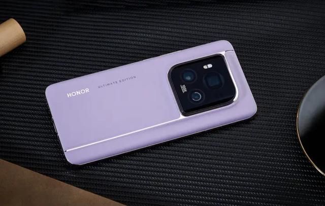 到底怎么了？榮耀Magic6至臻版突降2040元，還是16GB+1TB