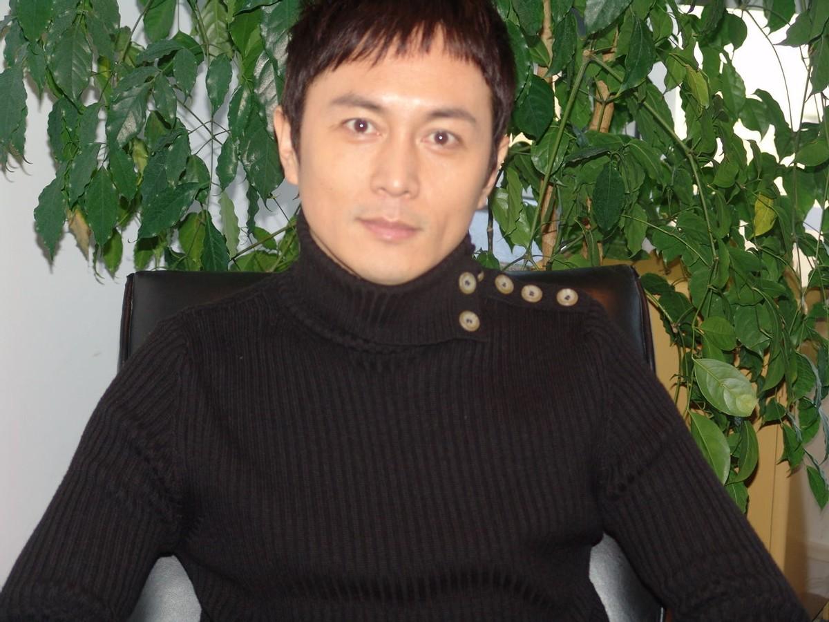 比王宝强“还惨”:被前妻卷走5000万,6个孩子都不是亲生的