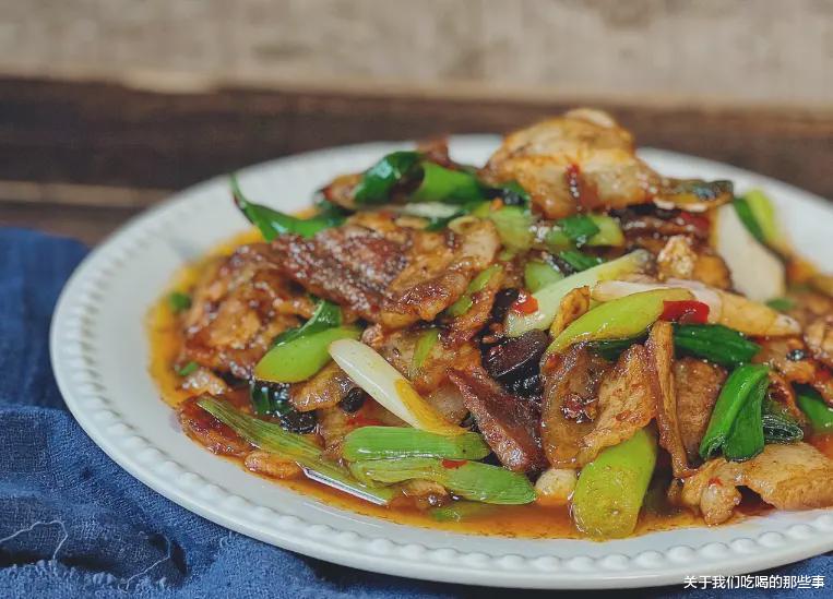 买食用盐，挑“海盐”还是“精盐”？早知早受益，学会再买不吃亏