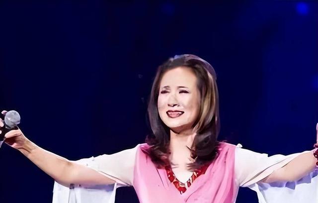 原来早已不是中国籍?被老外“玩腻就丢掉”的郑绪岚,却回国捞金