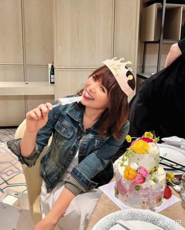 苏打绿馨仪惊传婚姻破裂！遭爆录音师老公背叛…姐弟恋闪婚6年