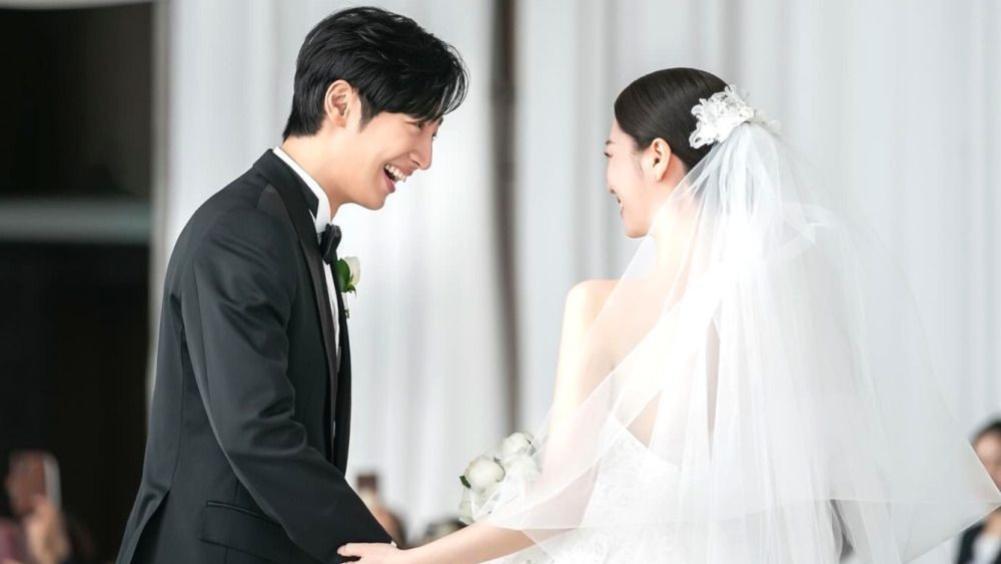 李相烨结婚现场公开，刘在石当司仪，艺人好友出席祝贺