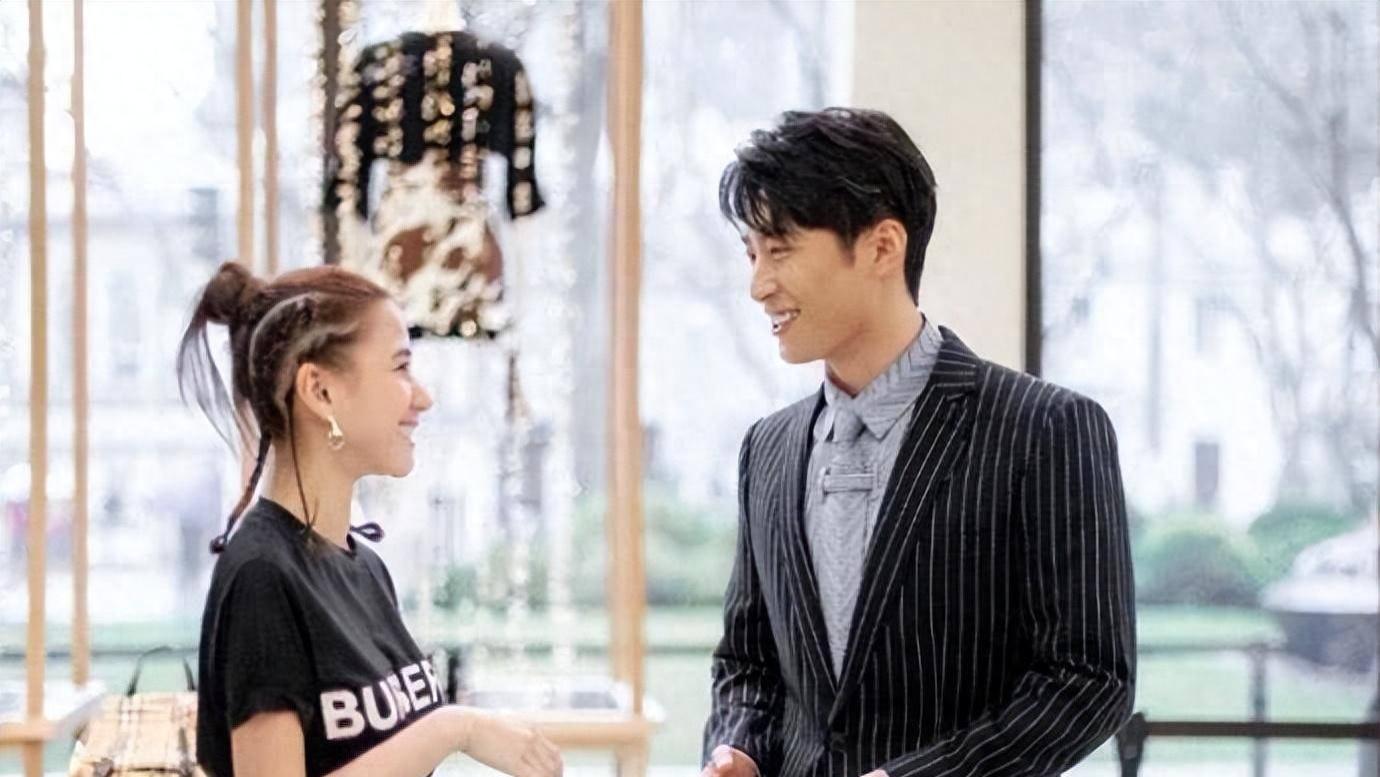 窦骁终于放弃幻想，和何超莲结束冷战，两人开始进入婚后第二阶段