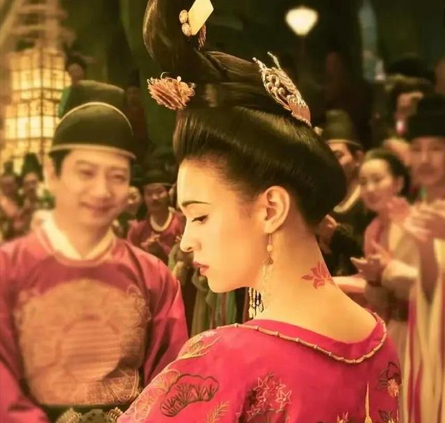 当“医美脸”混进误杀3,原来盛世美颜是假的,张艺谋也避之不及