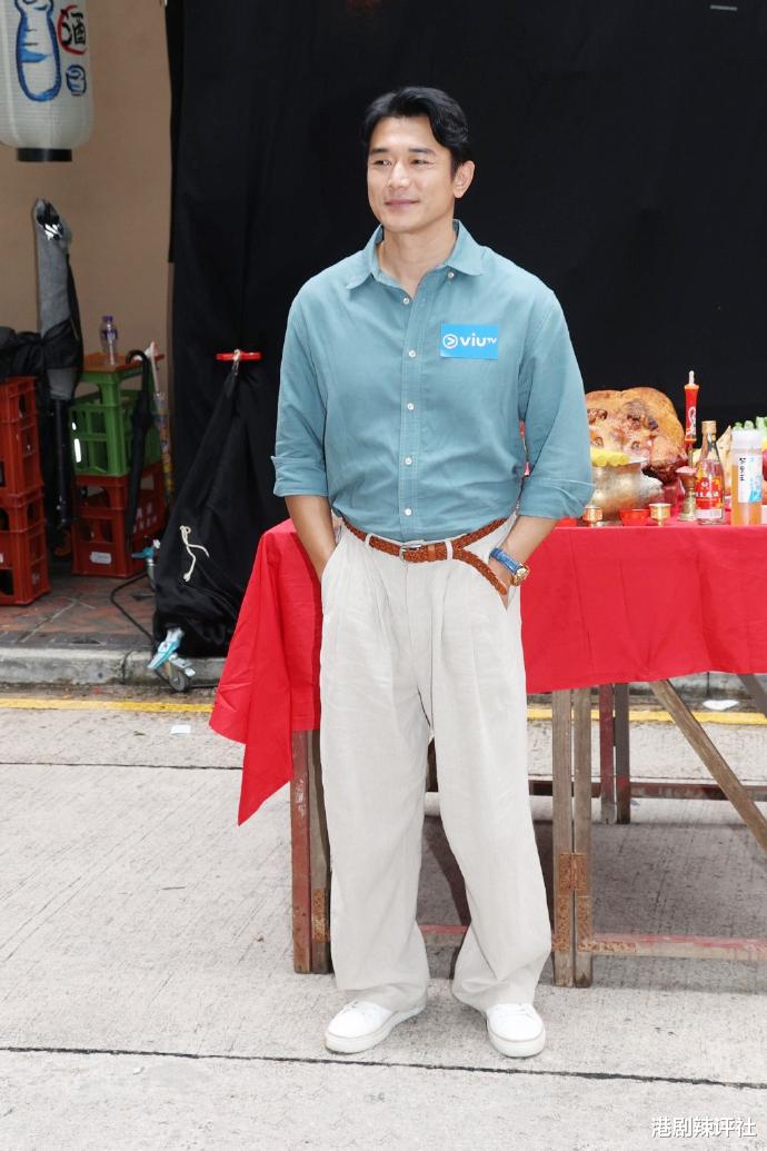 香港男星离巢TVB半年没工作,曾获内地高层赏识,却被乐易玲阻拦