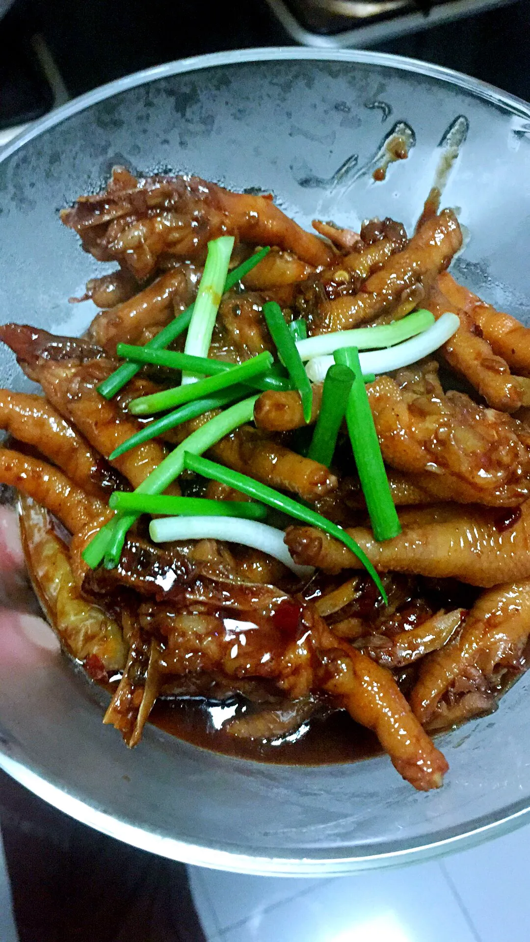 红烧鸡爪：美味的胶原蛋白盛宴