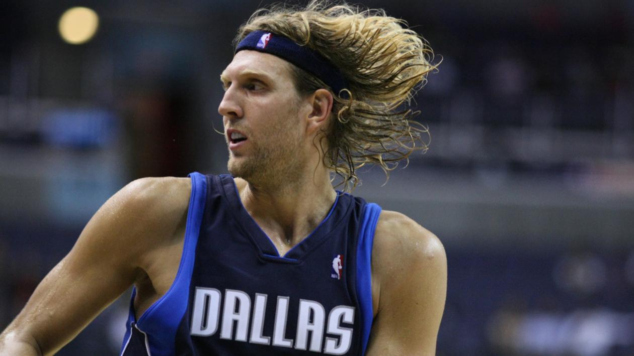 诺维茨基第四节总得分7404分，科比第四节8207分，那詹姆斯多少分