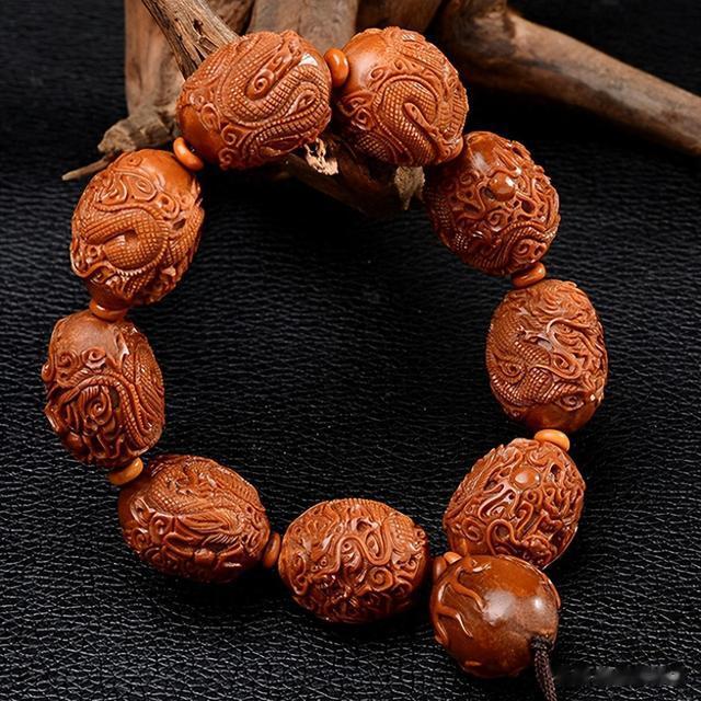 带雕工的手串它称第二没人敢称第一（二）