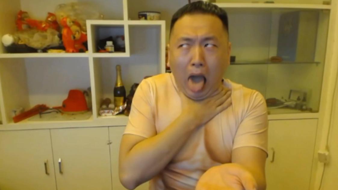 药水哥变身肌肉帅哥，减肥效果堪比整容，网友：周淑怡你后悔了吗