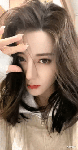 一天招商三部剧!迪丽热巴2025年杀疯了,一张屏保成央妈正剧女主