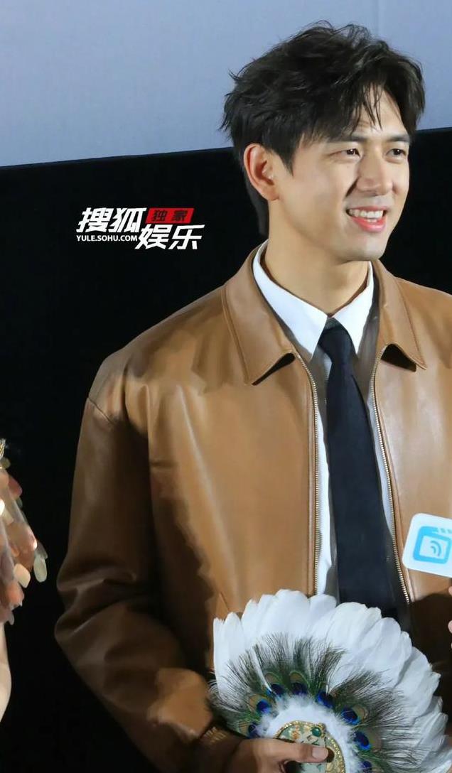 身高180以上的美男出炉，瑞风眼帅哥登顶，林更新16于适14李现10